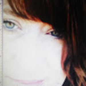 Meet your Posher, Lorrie